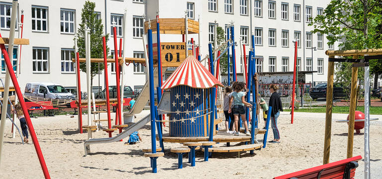 Spielplatz auf dem Platz der US-Berlin-Brigade.