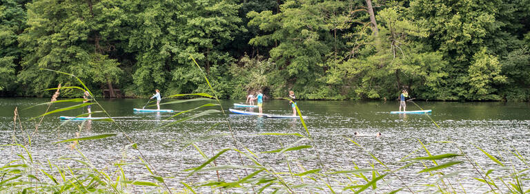 Stand-up-Paddling auf dem Schlachtensee.