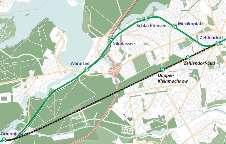 Ehemaliger Verlauf der Stammbahn:  Vom Bahnhof Zehlendorf über Zehlendorf-Süd und Düppel-Kleinmachnow nach Griebnitzsee.