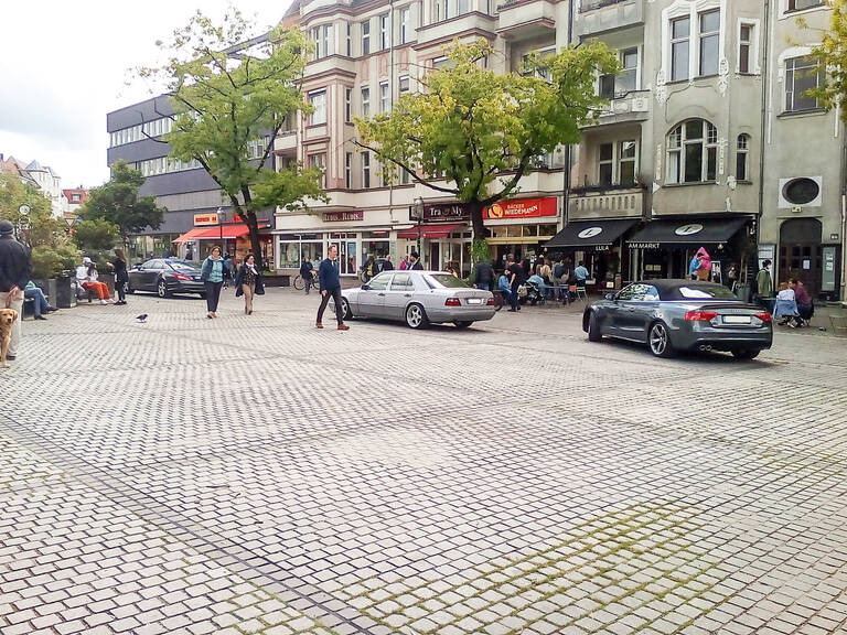 Fußgängerzone am Breslauer Platz. Foto: Initiative Breslauer Platz