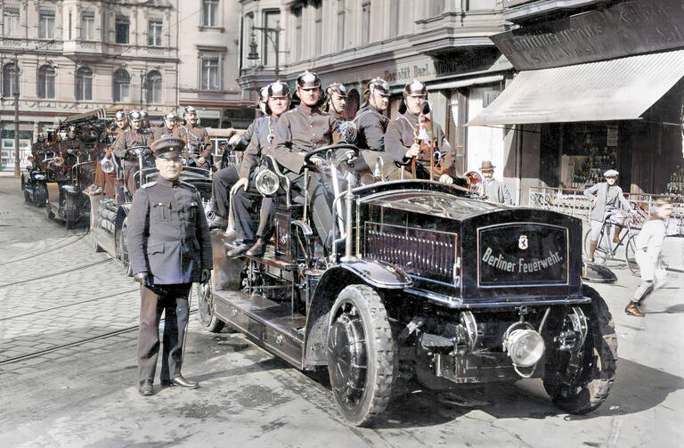 Berliner Feuerwehr um 1910. Archiv Berliner Feuerwehr