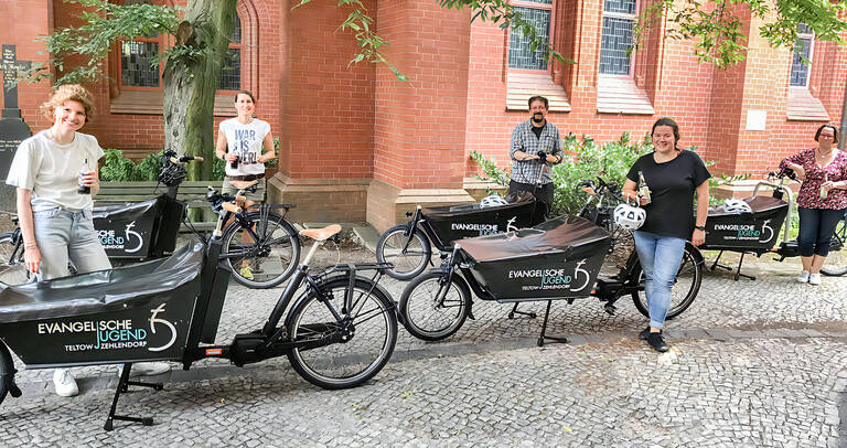 Die fünf E-Lastenfahrräder stehen für die Jugendarbeit zur Verfügung. Foto: Ev. Kirchenkreis Teltow-Zehlendorf