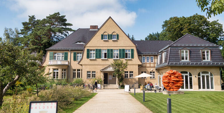Das Haus am Waldsee ist seit 1946 ein Kulturort in Zehlendorf.