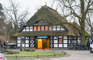 Am U-Bahnhof Dahlem Dorf fährt die U3 planmäßig.