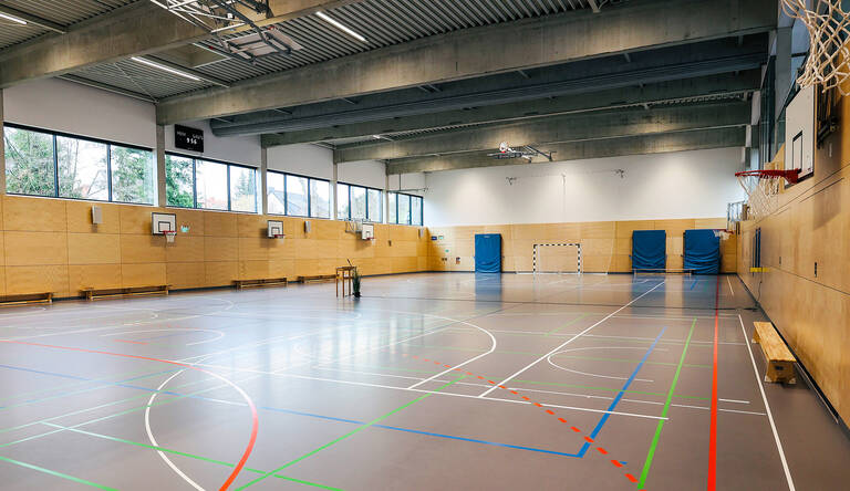 Innenansicht der Sporthalle der Grundschule am Karpfenteich. Foto: BA Steglitz-Zehlendorf