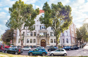 Die Volkshochschule Tempelhof-Schöneberg am Barbarossaplatz 5.