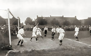 Spielszene aus dem Endspiel um die Deutsche Meisterschaft zwischen BFC Viktoria 1889 und den Stuttgarter Kickers, 1909. Foto: FC Viktoria 1889