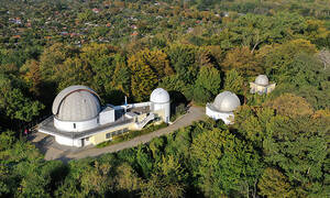 Luftaufnahme der Sternwarte auf dem Insulaner. Foto: SPB Volker Gehrmann