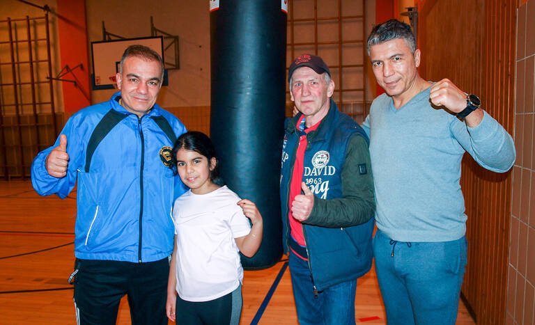 Setzen sich mit dem Boxsport für Groß und Klein ein: (v.l.n.r.) Nejat Kalayci, Wolfgang Haring und Cahit Kalayci.
