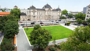 Von Mai bis September finden interessante Stadtspaziergänge rund um den Steinplatz statt. Foto: BACW/Brühl