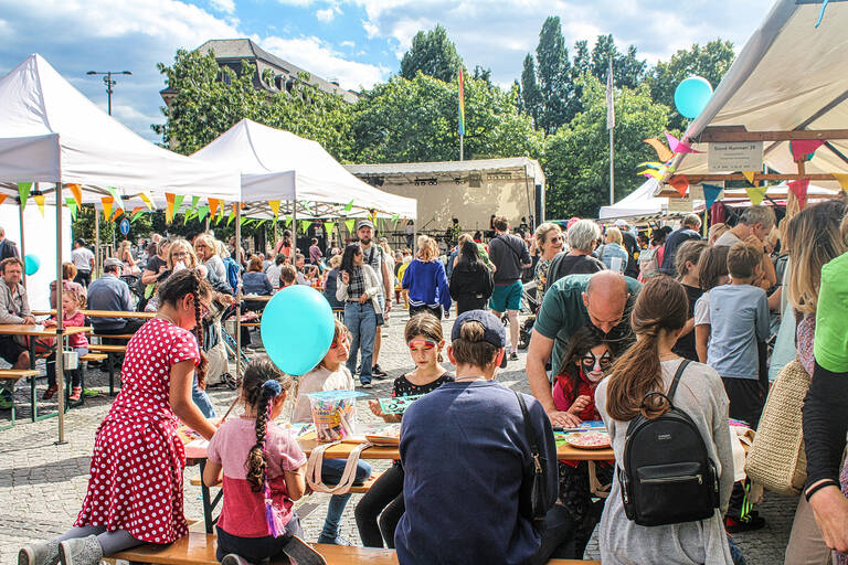 Das Nachbarschaftsfest ist mittlerweile eine feste Größe im Bezirk. Foto: BA TS