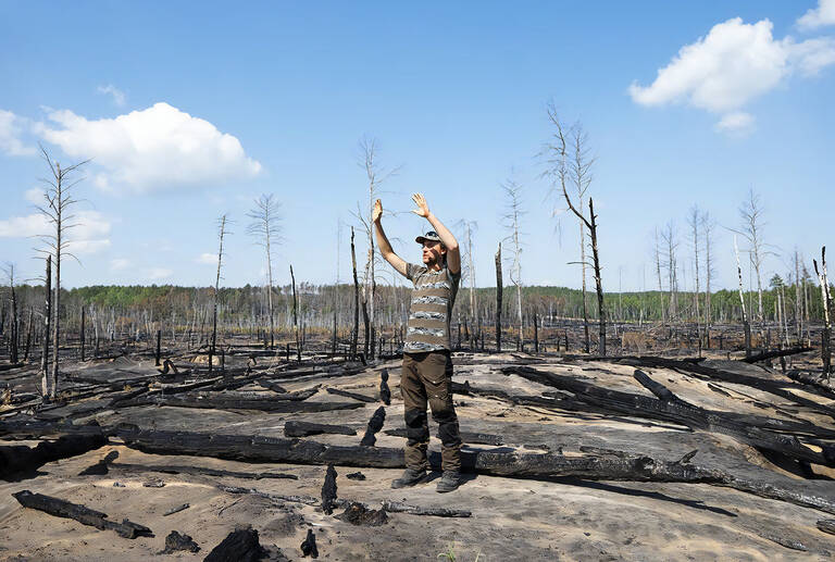 Foto: Nora Bibel, aus Uncertain Homelands, 2023.