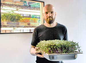 Kevin Keßler, bietet mit seinem „House of Greens“ Microgreens und gesundem Genuss Chancen