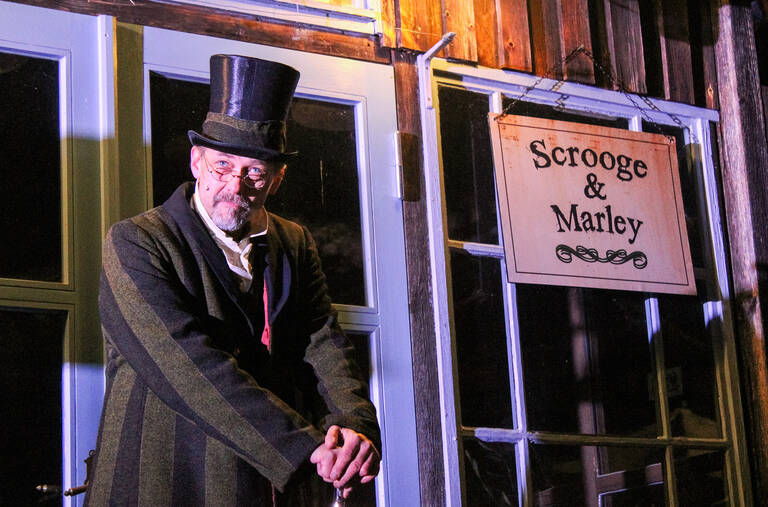 Ebenezer Scrooge hält Weihnachten für „Humbug“. Foto: Jan Pauls