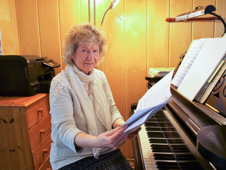 Ingeborg Kramer – Gründerin und Leiterin der „Kleinen Oper Zehlendorf“.