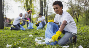 Aktiv für mehr Sauberkeit. Foto: Dmyrto_Z / Depositphotos.com