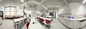 Die Ausbildung im Lette Verein erfolgt mit modernsten Methoden, hier das Biotechnologielabor. Foto: Lette Verein