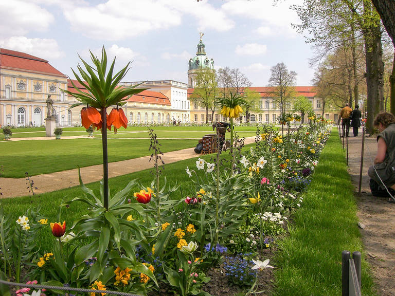 Der historisch bedeutende Park am Schloss Charlottenburg ist eins der Ziele am Tag des offenen Denkmals.