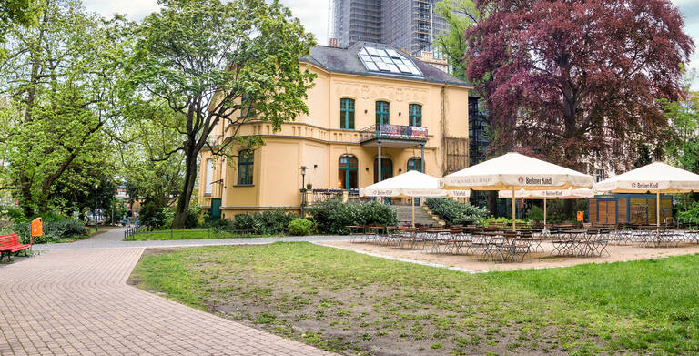 Park vor der Schwartzschen Villa