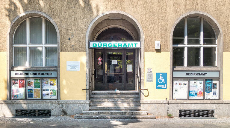 Bürgeramt im Rathaus Zehlendorf.