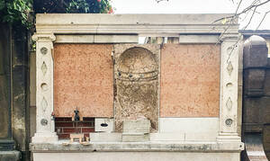 Erbbegräbniswand der Familie Hammacher auf dem Zwölf-Apostel-Kirchhof. Foto: Tobias Eidner