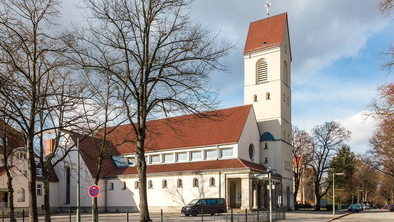 Mater Dolorosa in der Kurfürstenstraße 59.
