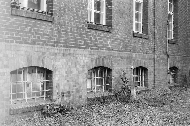 Das SA-Gefängnis in der Papestraße wird im Gedenkort thematisiert. Foto: Mia Caspar