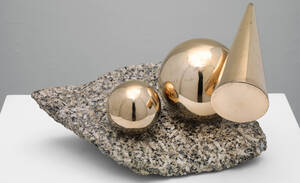 Marlow Moss, Balanced Forms in Gunmetal on Cornish Granite, 1956-1957, Metal and granite, Gift of Miss Erica Brausen 1969, Tate, London. Foto: Tate