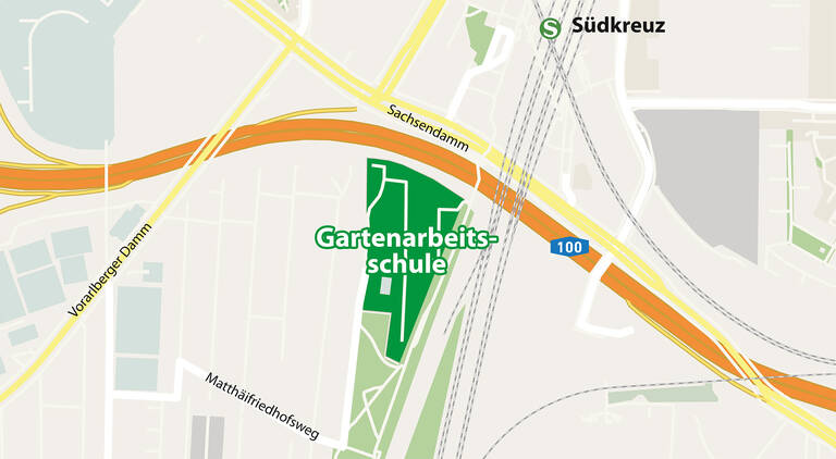 Die Gartenarbeitsschule ist mit den öffentlichen Verkehrsmitteln über den Bahnhof Südkreuz und per PKW über den Matthäifriedhofsweg zu erreichen. Map data © OpenStreetMap contributors