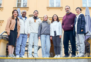 Gemeinsam Spa&szlig; haben und Deutsch lernen: (v.l.n.r.) Sevda, Dauda, Joshua, Elena, Jessica, Mohsen und Tingting. Foto: J. Lorenz