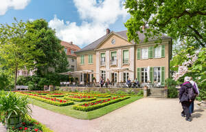 In der Liebermann-Villa wird Jubil&auml;um gefeiert.