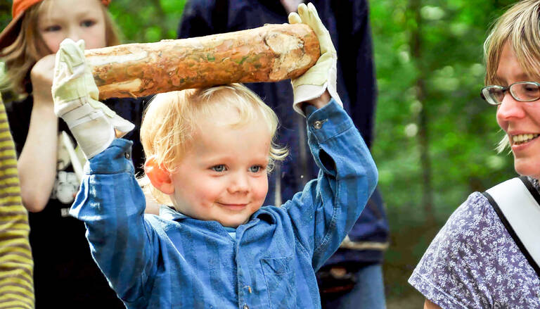 Spaß beim Weitwurf. Foto: Waldschule Zehlendorf