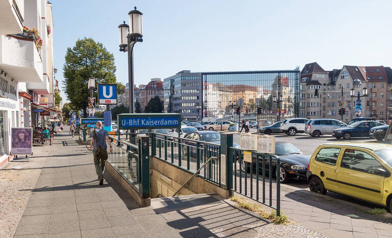U-Bahnhof Kaiserdamm mit