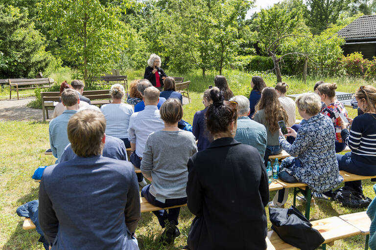 Geschäftsführerin Alexandra Knauer eröffnete das Treffen. Foto: Robert Recker