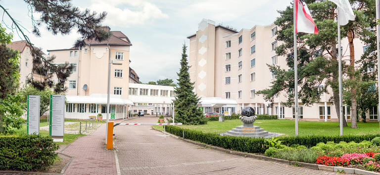Krankenhaus Waldfriede an der Argentinischen Allee 40.