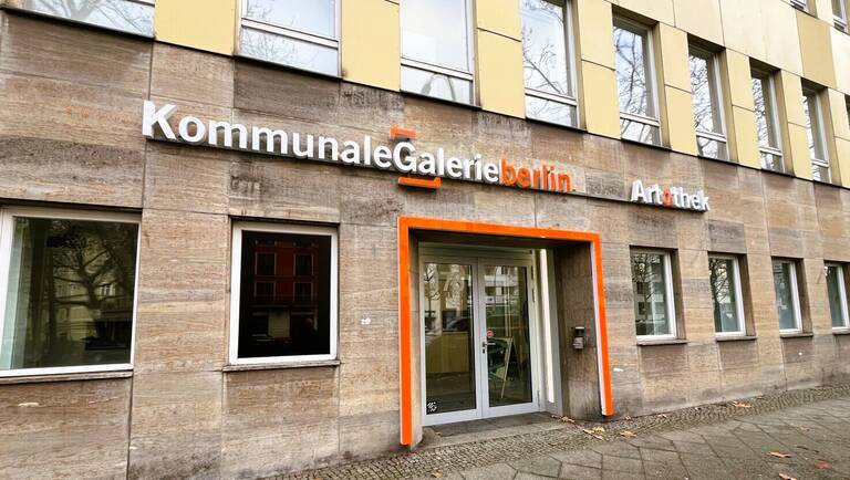 Start des Kiezspaziergangs: Kommunale Galerie Berlin. Foto: BACW