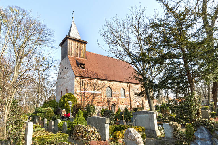 Die Tour führt unter anderem zur St.-Annen-Kirche in Dahlem.