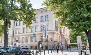 Das Br&ouml;han Museum zeigt Werke von Cesar Klein.