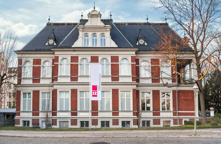 In der Villa Oppenheim wird an Marlene Poelzig erinnert.