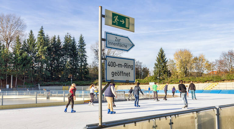 Bald ist das Eisstadion wieder ge&ouml;ffnet.