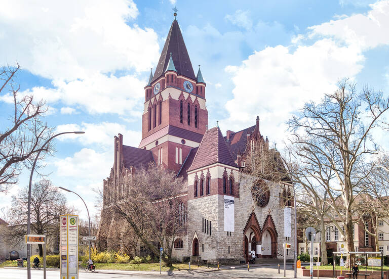 Am 8. November l&auml;dt der Kirchenkreis Steglitz zu einer Lesung in die Dreifaltigkeitskirche ein.
