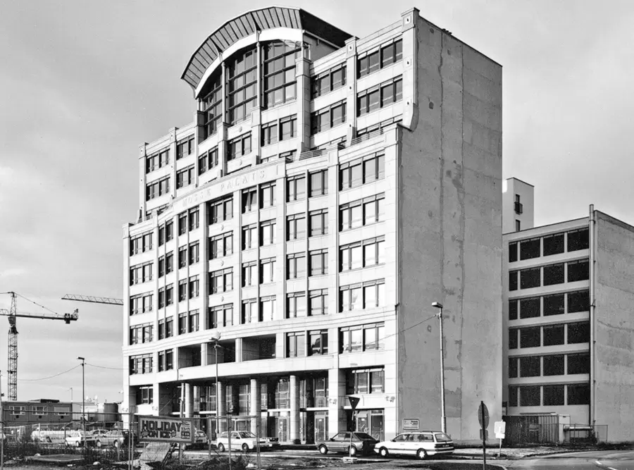 Mosse-Haus am Leipziger Platz im Dezember 1997 von Peter Thieme.