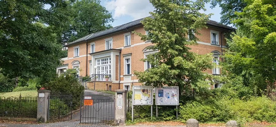 Standort Zehlendorf: Martin-Buber-Straße 21