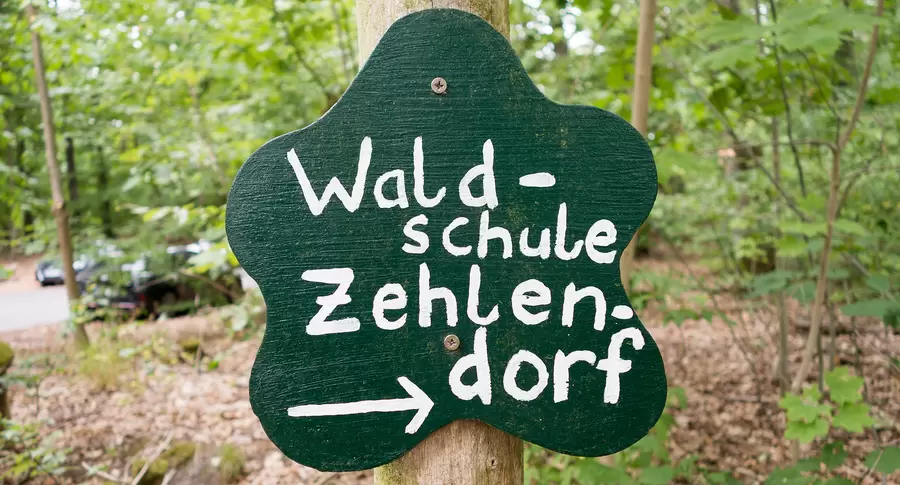 Schild: Waldschule Zehlendorf