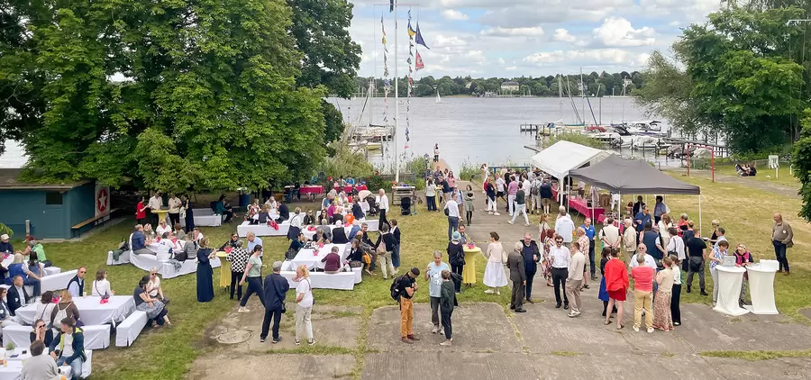 Blick vom Welle-Poseidon-Vereinshaus auf den Großen Wannsee. Foto: GCJZ)